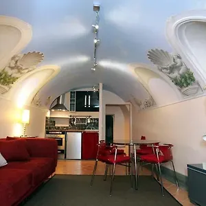 Centralissimo. Navona Square. Apartamento