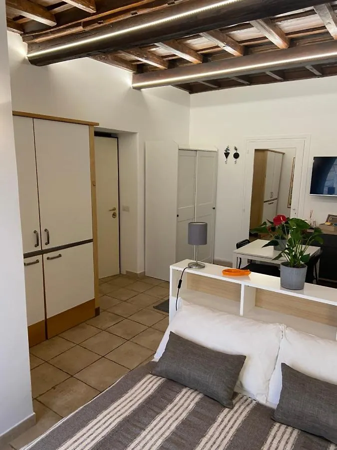 A&G Calderari Apartamento Roma 0*,